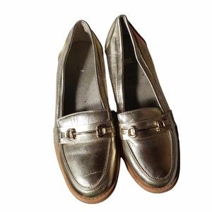 Wanted Women's size 10 Gold Metallic 1" Heel Loafers